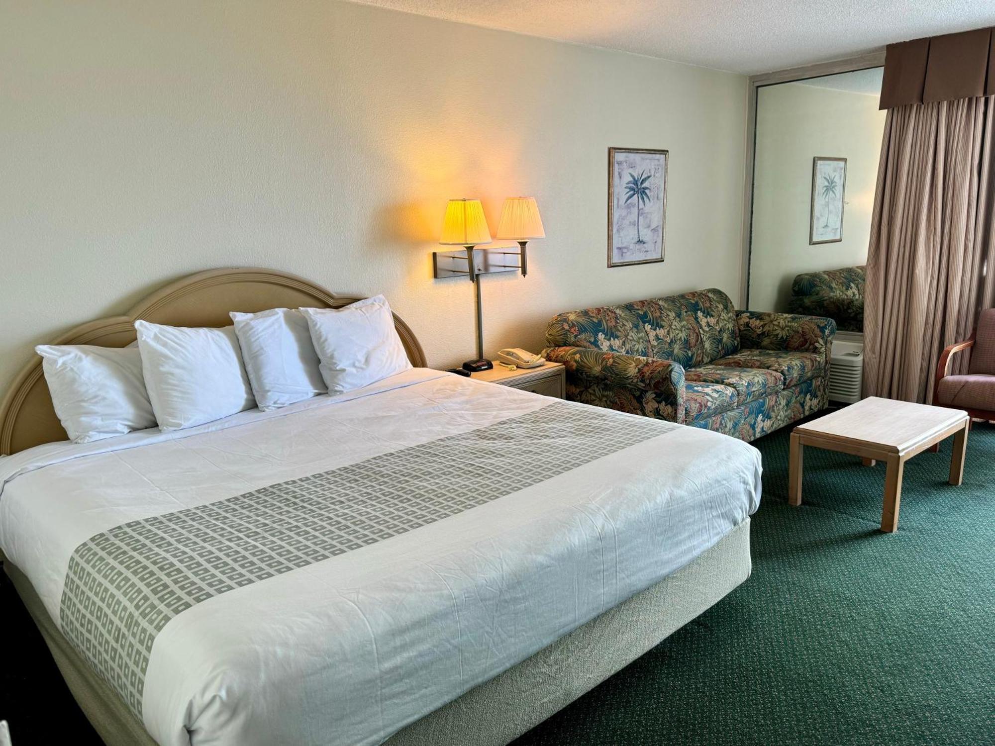 Boardwalk Beach Resort Myrtle Beach Exterior foto